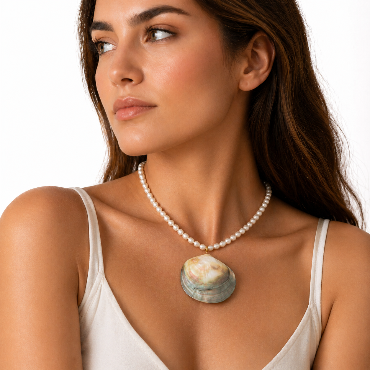 Concha Necklace
